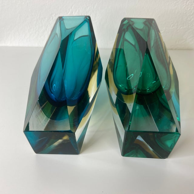 Mid-Century Modern Art Glass Sommerso Vases - Attributed Flavio Poli- Set of 2 For Sale In Boise - Image 6 of 12