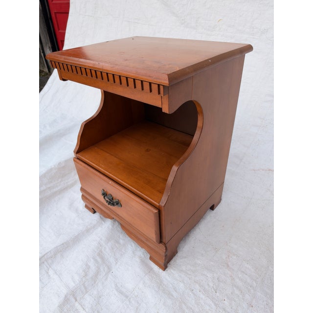 Wood Vintage Early American Colonial Solid Maple Open Cabinet Nightstands Set of 2 For Sale - Image 7 of 9