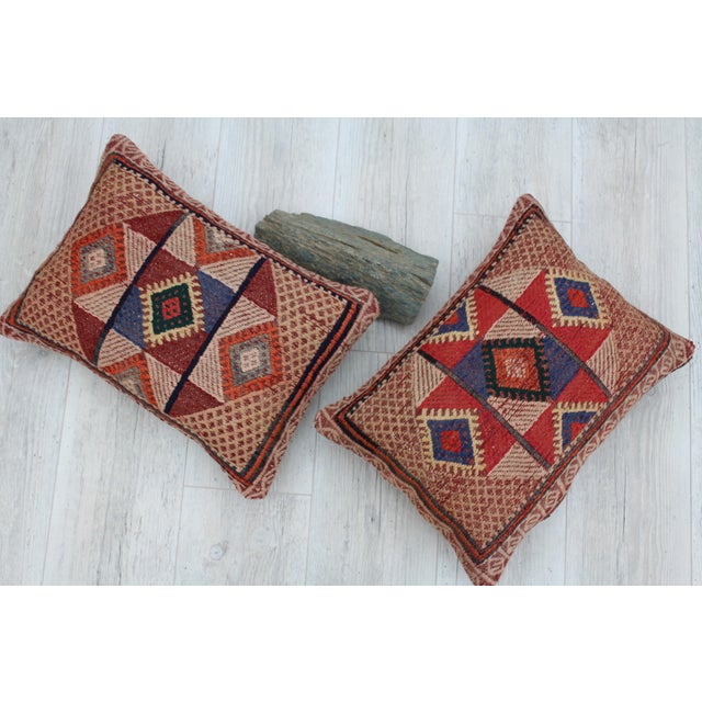 A Pair of Turkish Kilim Decorative Pillow Covers - 14"x19.5" For Sale - Image 13 of 13