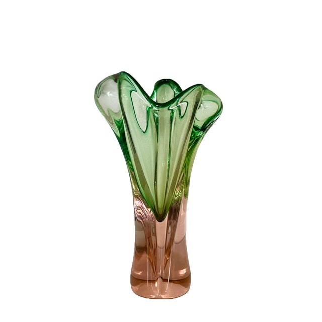 Paint Large 1960's Asymmetrical Green and Gentle Pink Art Glass Vase, Josef Hospodka for Chrisbska For Sale - Image 7 of 12
