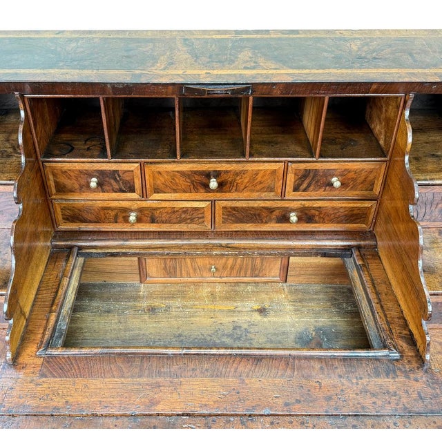 Queen Anne Walnut Bureau, 1705 For Sale - Image 18 of 18