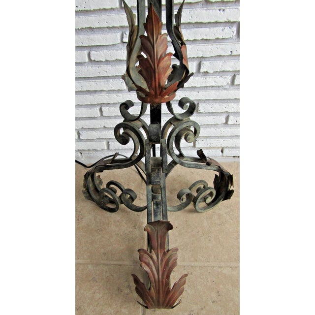 1920s French Art Deco Wrought Iron Scrollwork and Leaves Tripod Floor Lamp and Shade For Sale - Image 13 of 17