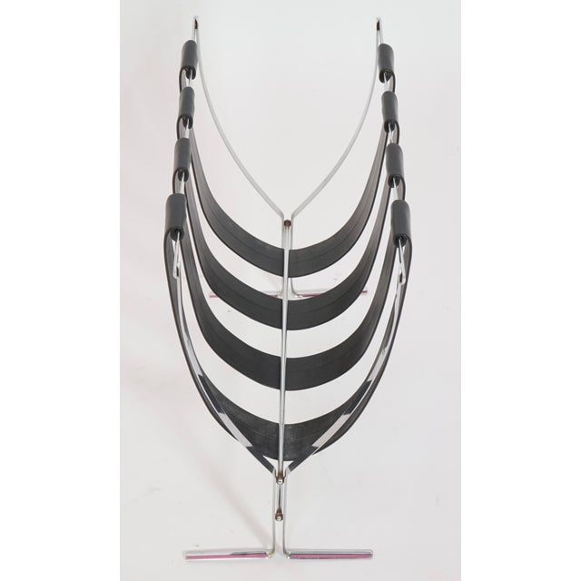 Alessandro Albrizzi 1970s Vintage Chrome Leather Magazine Rack in the Style of Alessandro Albrizzi For Sale - Image 4 of 5