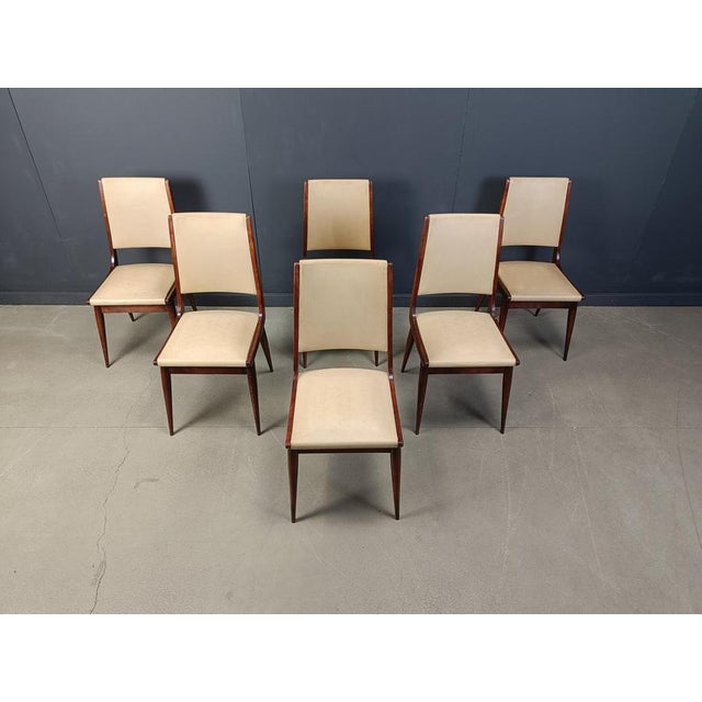 Mid century modern 'boomerang' design dining chairs with new beige skai upholstery. Beautiful elegant design. 1950s -...
