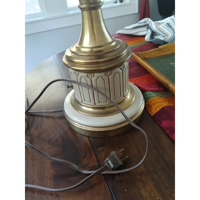Copper Stiffel Vintage Brass Table Lamp – Hollywood Regency Style For Sale - Image 8 of 9