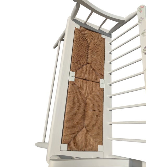 Early 20th Century Vintage Painted Folk Art Spindle Back Rush Seat Bench Settee - Seats Two For Sale - Image 5 of 13