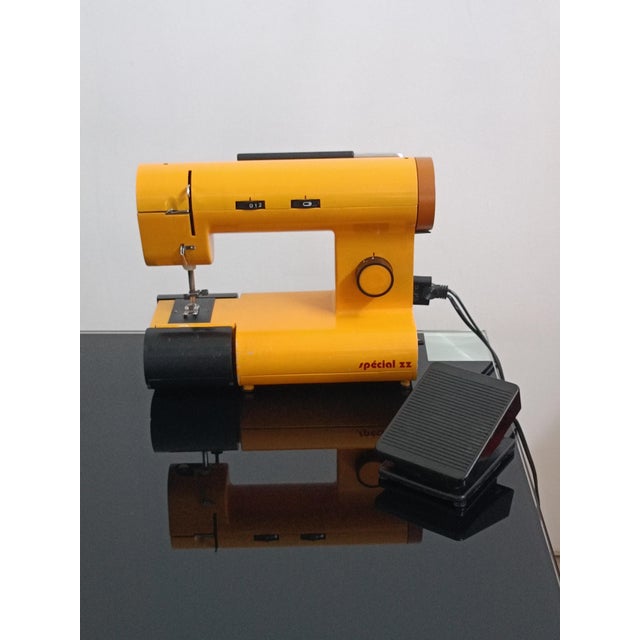 Omnia Special ZZ M12 Sewing Machine from Manufrance, 1970s For Sale - Image 10 of 10