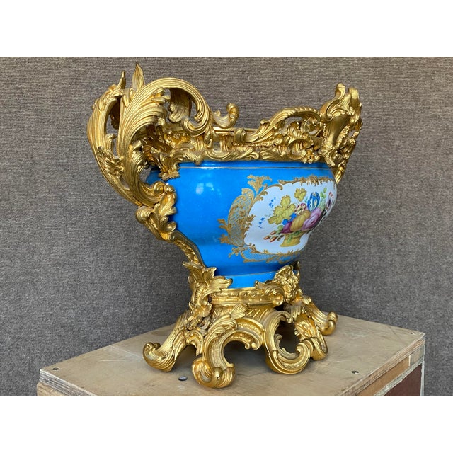 Late 19th Century French Louis XV / Rococo Style Gilt Bronze-Mounted Porcelain Jardinière, Circa 1880 For Sale In Los Angeles - Image 6 of 10