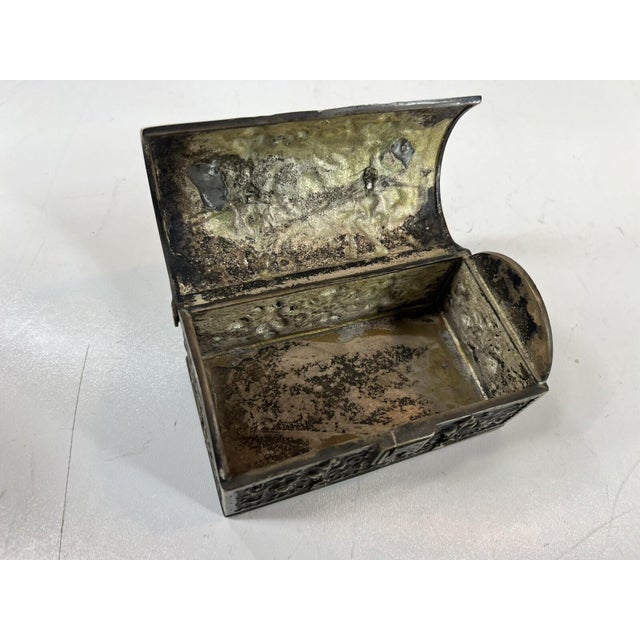 Kye or Jewelry Box Bronze Antique Raised Relief Ggleykauf Nurnberg Germany For Sale - Image 17 of 18