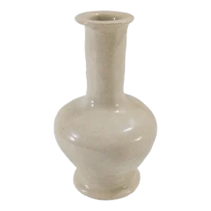 20th Century Chinese Chinoiserie Style White Crackle Art Pottery Vase