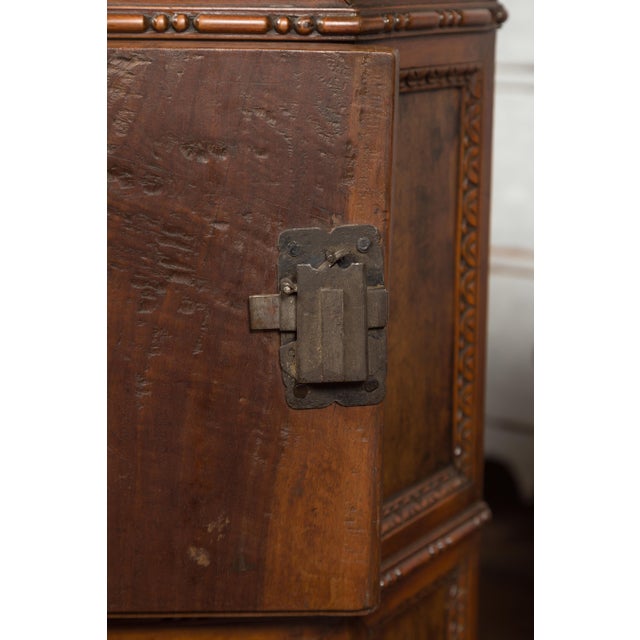 Italian Pair of 1800s Italian Carved Walnut Cabinets with Canted Sides, Drawer and Doors For Sale - Image 3 of 12