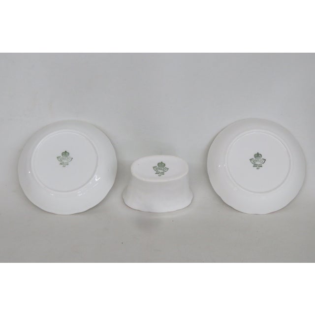 Ceramic Aynsley England Bone China 3pc Box Set Blue Forget Me Not Motif Gold Trim 4956b For Sale - Image 7 of 14