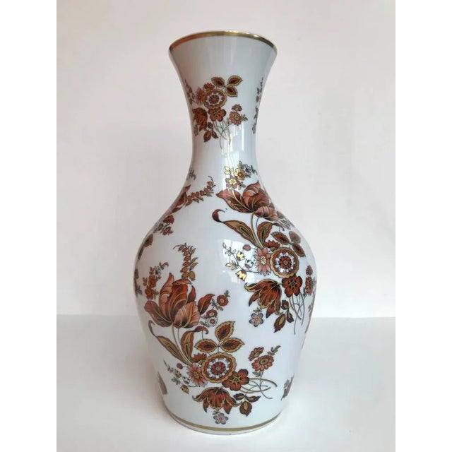 1980s Vintage Gold Decor Porcelain Floral Pattern Vase by Ouragan Ulysse Paris, 1980s For Sale - Image 5 of 5
