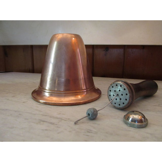 Art Deco Copper Bell Shaped Cocktail Shaker Designed by Bruce De Montmorency, 1937 For Sale - Image 3 of 10