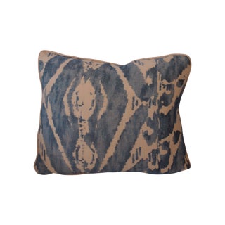Travers Blue and White Ikat Linen Pillow For Sale