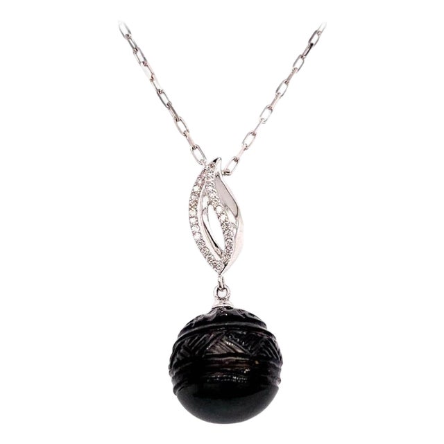 Tahitian Pearl Diamond Pendant 18k Gold Certified For Sale