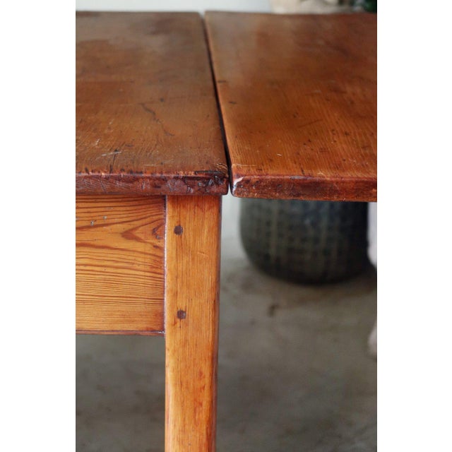 Mid 19th Century Antique Rustic Pine Drop Leaf Cottage Table For Sale - Image 4 of 10