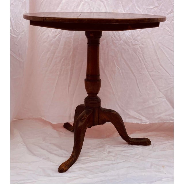 English 18th Century English Oak Tilt Top Tea Table on Tripod Legs For Sale - Image 3 of 9