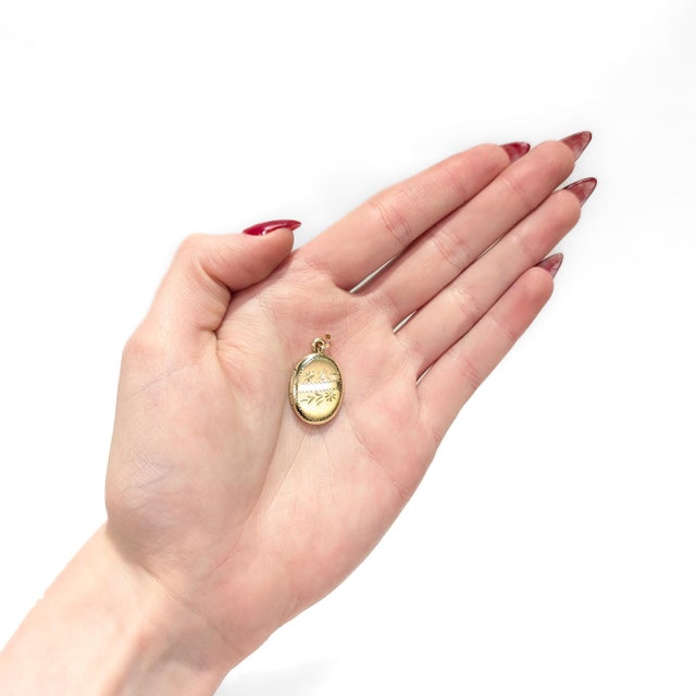 Vintage 14k Gold Brite-Cut Locket Pendant or Charm For Sale - Image 4 of 16