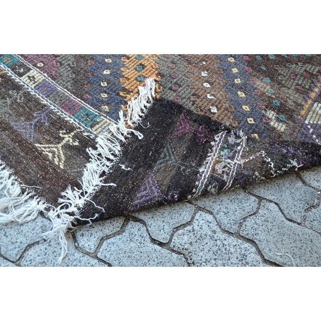 1960s Home Living Vintage Turkish Kilim Rug For Sale - Image 4 of 11