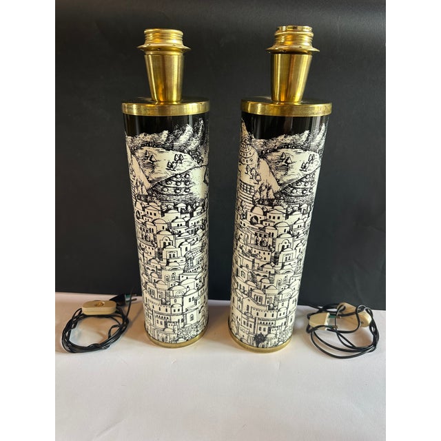 Italian Pair of Vintage Italian Table Lamps by Fornasetti For Sale - Image 3 of 7