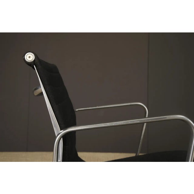 'Aluminum Group' Swivel Chair by Charles Eames for Herman Miller, 1980s, Signed For Sale - Image 9 of 18