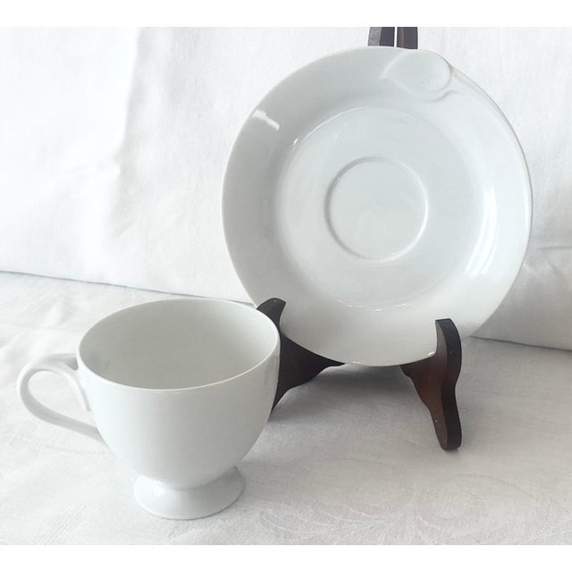 Late 20th Century Fleuron Chloe’ Paris White by China 5 Piece Place Setting Mint Condition For Sale - Image 13 of 17