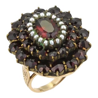 Late 20th Century 17302 - Garnet & Seed Pearls 14k Yellow Gold Cluster Ring, Size 4 For Sale