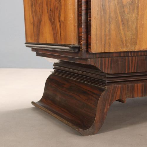 Art Deco Wardrobe in Walnut For Sale - Image 12 of 14