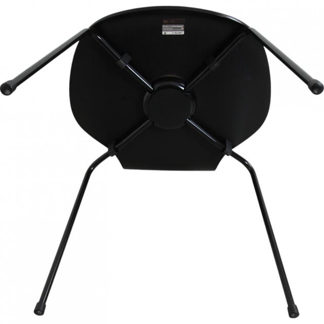 Set of Black Grandprix Chairs by Arne Jacobsen For Sale - Image 16 of 18