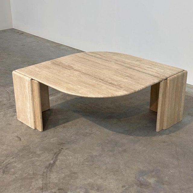 Contemporary Italian Sculptural Eye-Shaped Coffee Table in Travertine, 1980s For Sale - Image 3 of 13