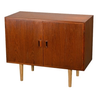 Small Sideboard in Teak and Oak by Børge Mogensen for Søborg Møbelfabrik, 1950s For Sale