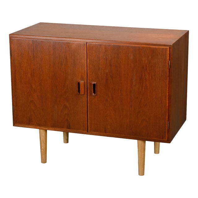 Small Sideboard in Teak and Oak by Børge Mogensen for Søborg Møbelfabrik, 1950s For Sale
