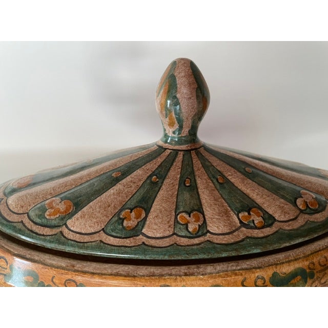 Deruta Majolica Italian Tureen For Sale - Image 10 of 10