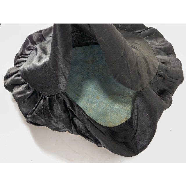 19th Century Fine Chinese Silk Embroidered Round Pillow Case Cover For Sale - Image 10 of 11