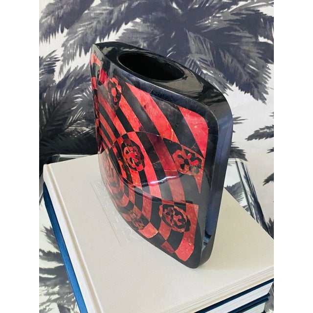 Organic Modern Mosaic Vase in Black & Red Exotic Shell, Vintage R & Y Augousti For Sale - Image 10 of 13