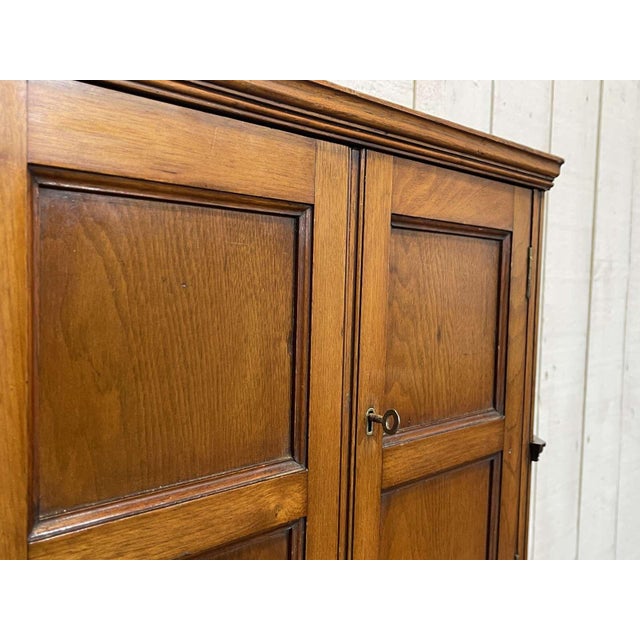 Early 20th Century English Wall Shelf in Walnut For Sale - Image 11 of 14