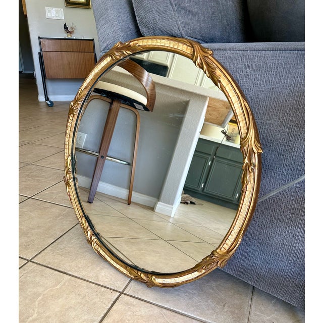 1930s 1930s Round French Rococo Style Giltwood Wall Mirror For Sale - Image 5 of 17