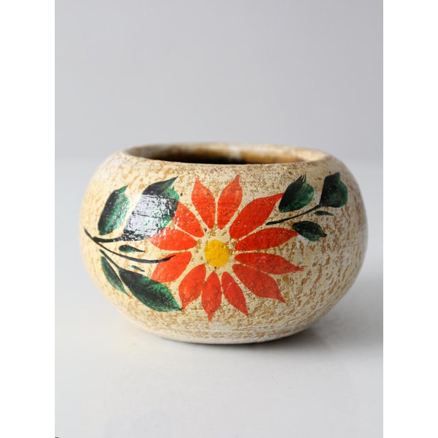 Cream Vintage Mexican Tonala Folk Art Pottery Planter For Sale - Image 8 of 11