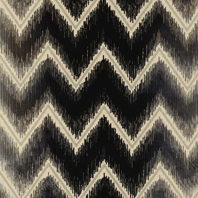Sample - Schumacher Shock Wave Fabric in Platinum & Jet For Sale