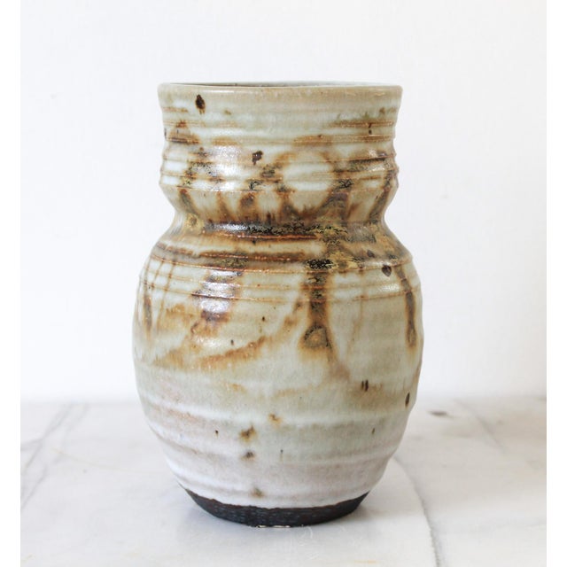 Vintage Beige and Brown Studio Art Pottery Vase For Sale In Milwaukee - Image 6 of 8