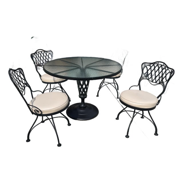 1972 Woodward Wrought Iron Patio Set For Sale