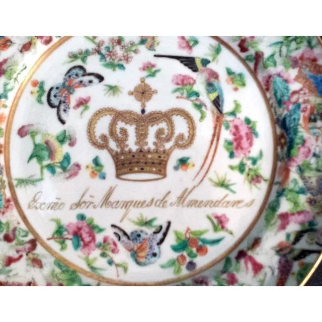 Chinese Chinese Export Armorial Plate for Marquis De Almendares For Sale - Image 3 of 4