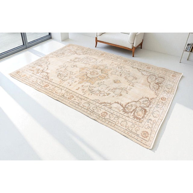 Turkish Mid 20th Century Beige Wool Floral Carpet For Sale - Image 3 of 10