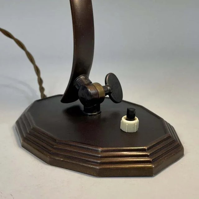 Metal Bronzed Brass and Havanna Glass Table Lamp, 1920s For Sale - Image 7 of 18