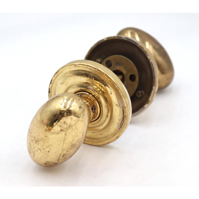 Mid 20th Century Reclaimed Cast Brass Oval Passage Door Knob Set For Sale - Image 5 of 5