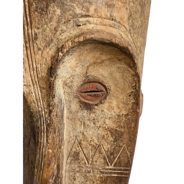 Antique Ngil Fang Tribal Gabon Mask on Stand For Sale In Los Angeles - Image 6 of 17