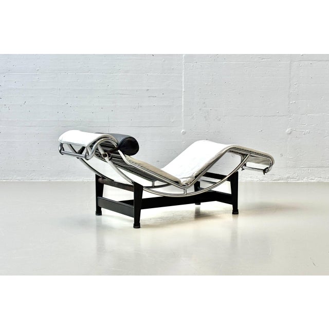 1970s LC4 Chaise Longue by Le Corbusier, Jeanneret, and Perriand for Cassina, Late 1970s For Sale - Image 5 of 18