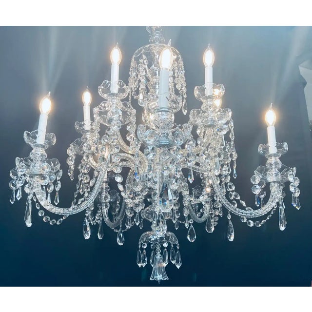Art Deco Style Large Crystal Chandelier in the Manner of Waterford For Sale - Image 12 of 12
