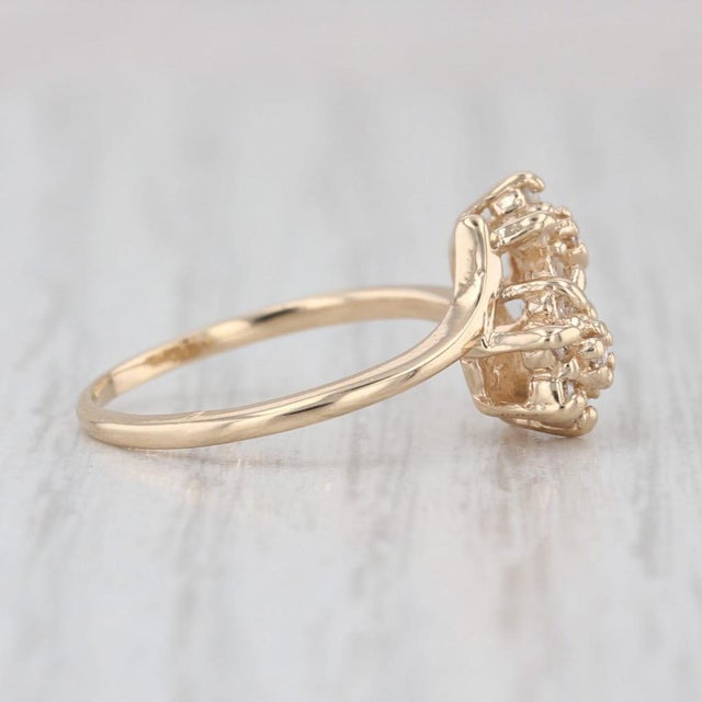 2010s 0.18ctw Diamond Flower Cluster Bypass Ring 14k Yellow Gold Size 4.75 For Sale - Image 5 of 8